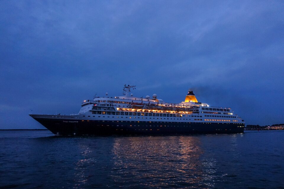 Ocean vacations ship