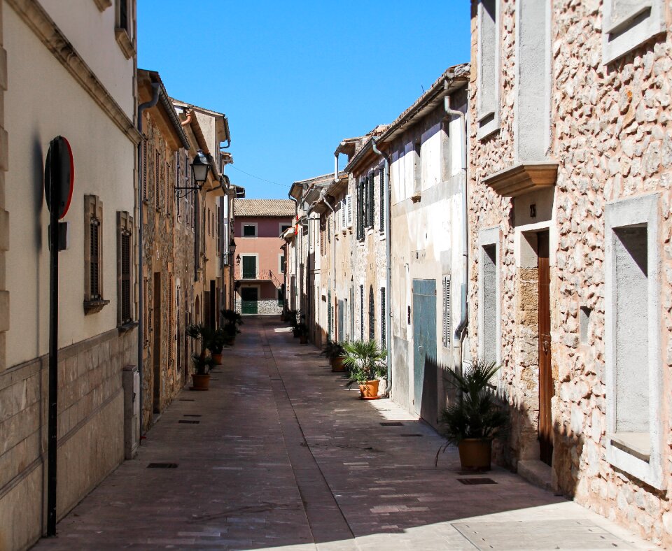 Houses old building