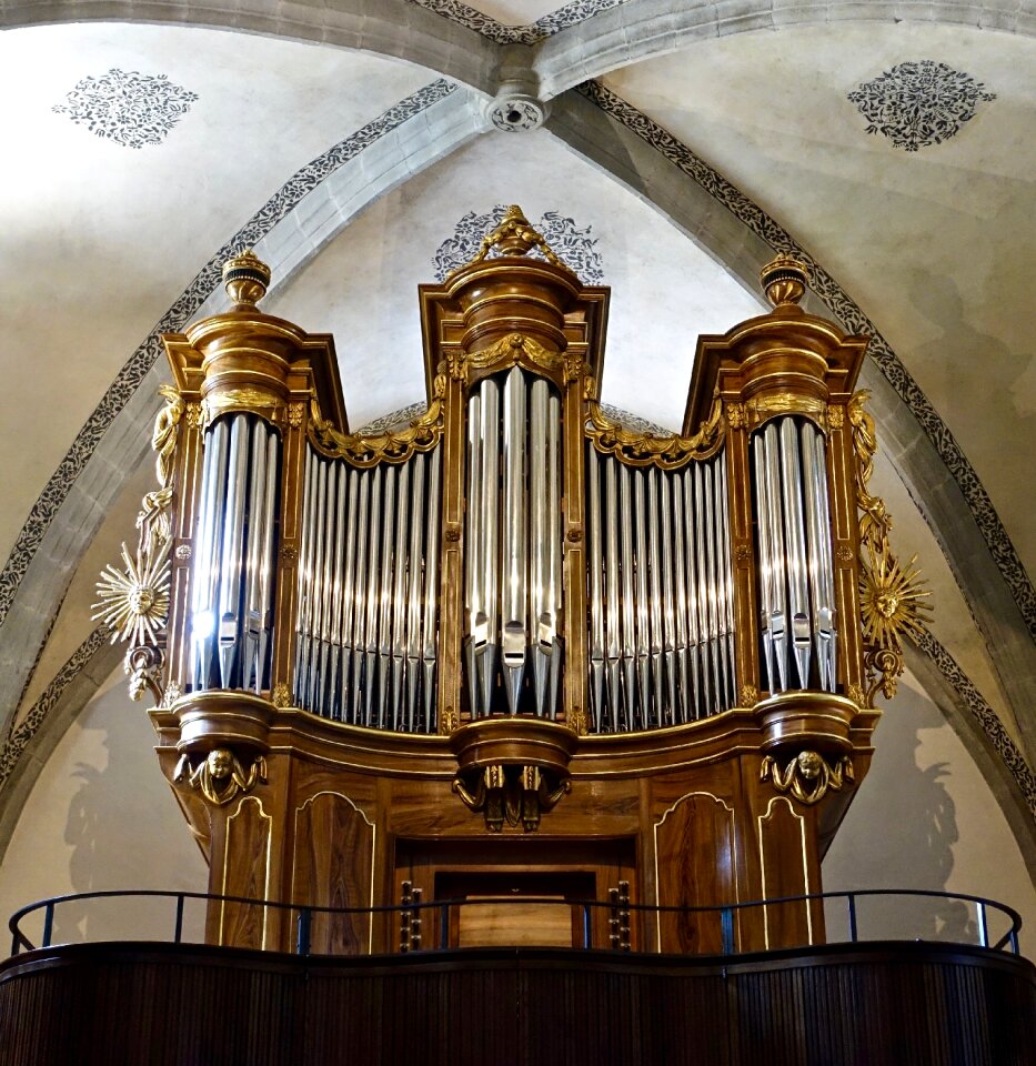 Instrument music religious