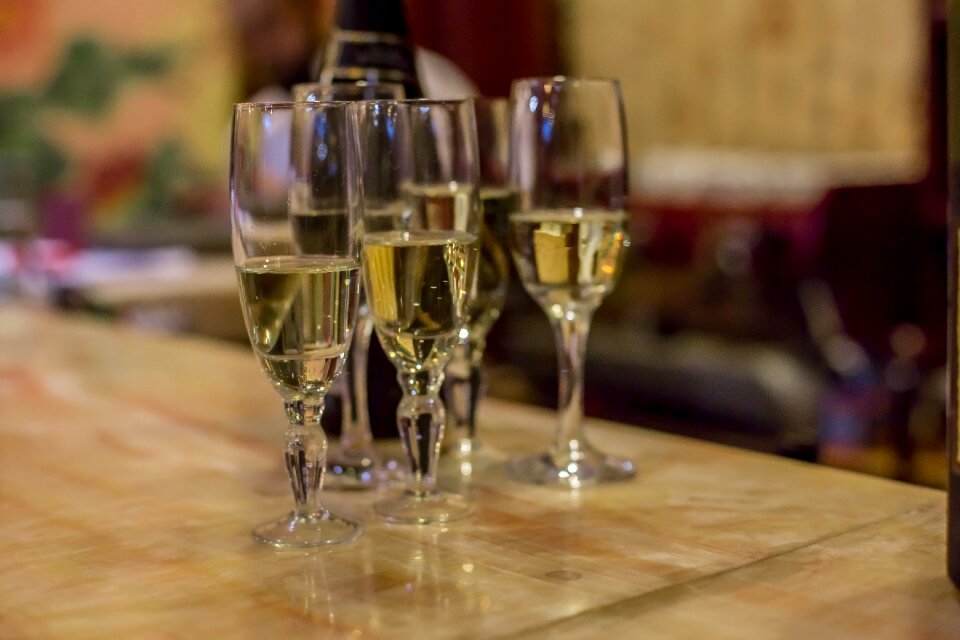 Glasses bar bartender