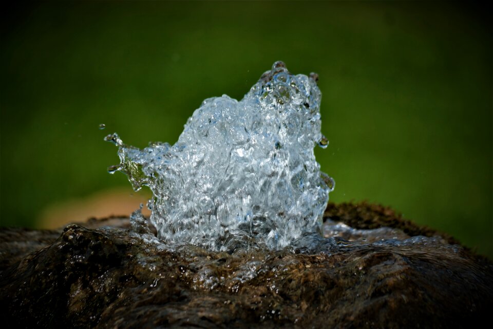 Stone inject water