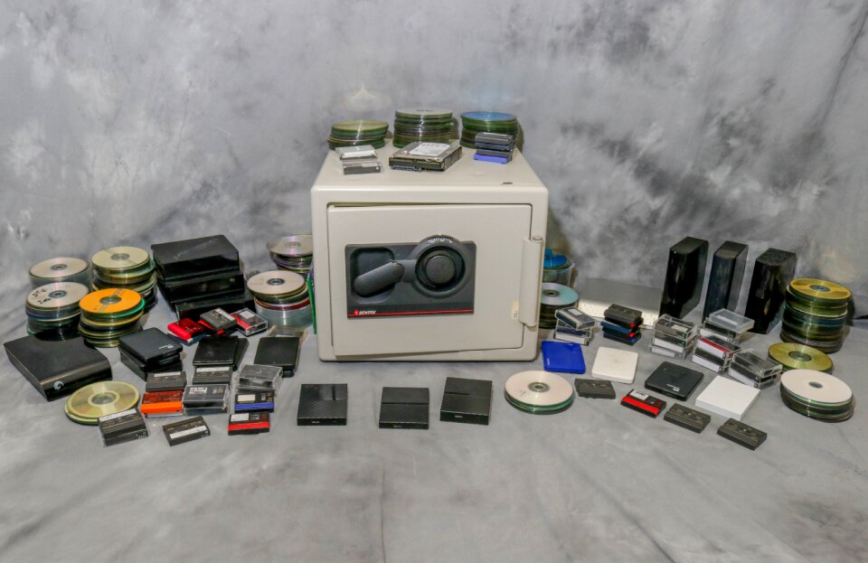 Megabyte digital archive