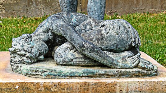 Stone gardens of the prince tortosa