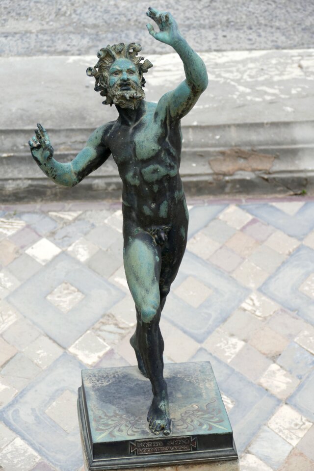 Statue sculpture archaeology