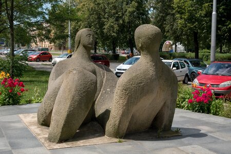 The sculpture sights art