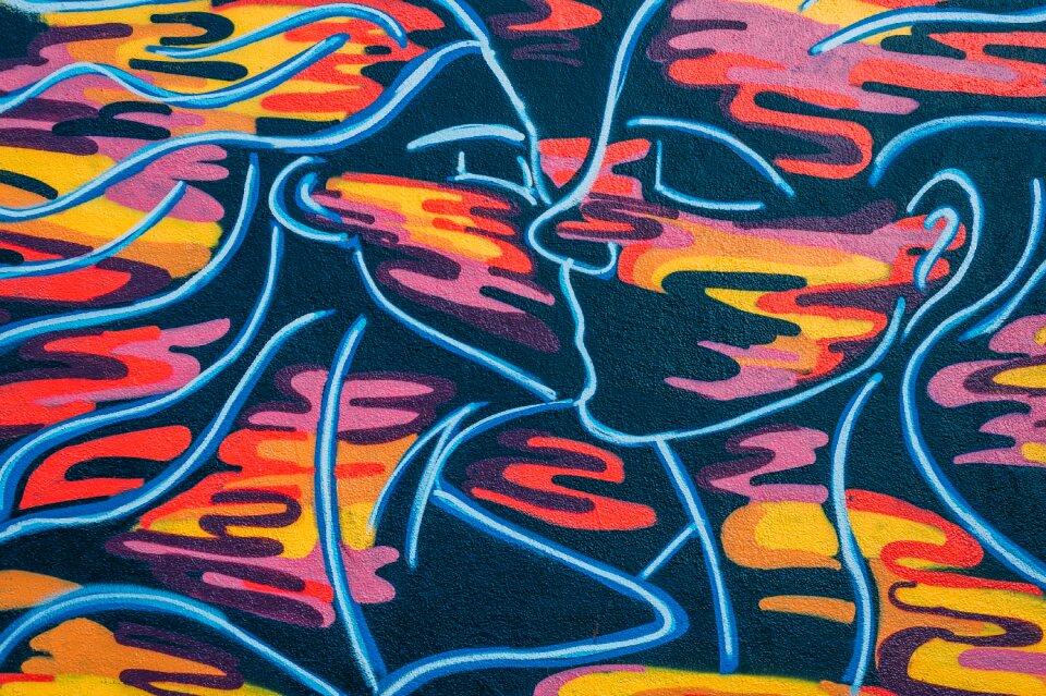 Kiss blue kiss