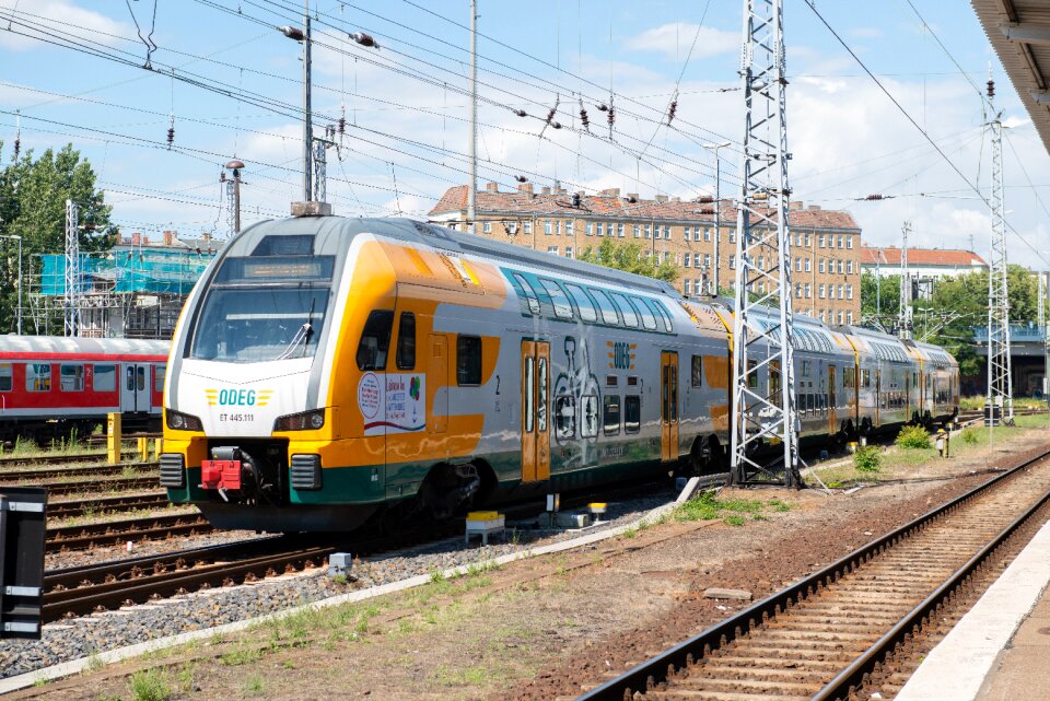 Train berlin track