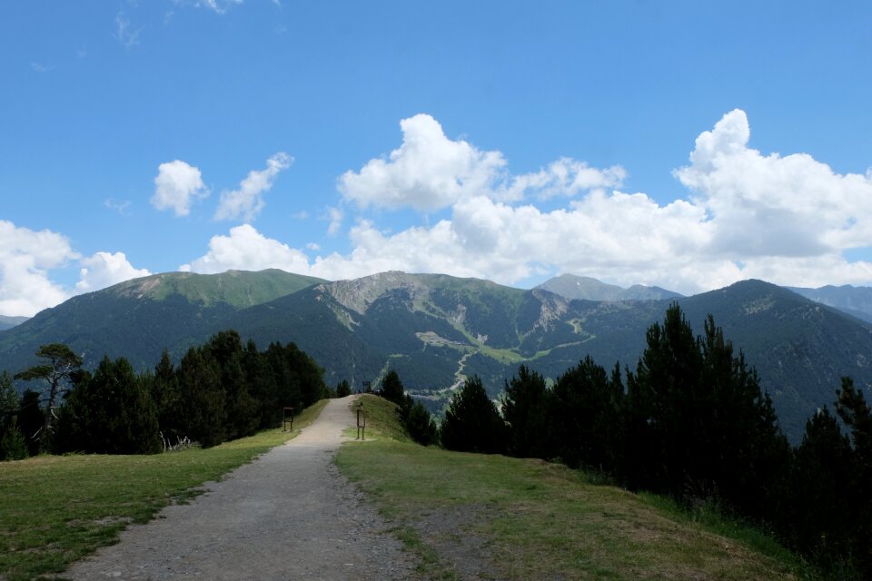 Andorra path viewpoint roc del quer