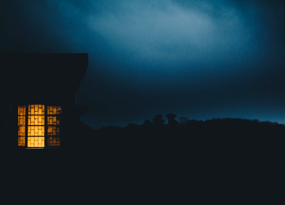 Dark midnight dreams