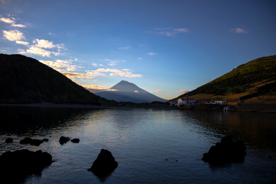 Ocean volcano pico mountain