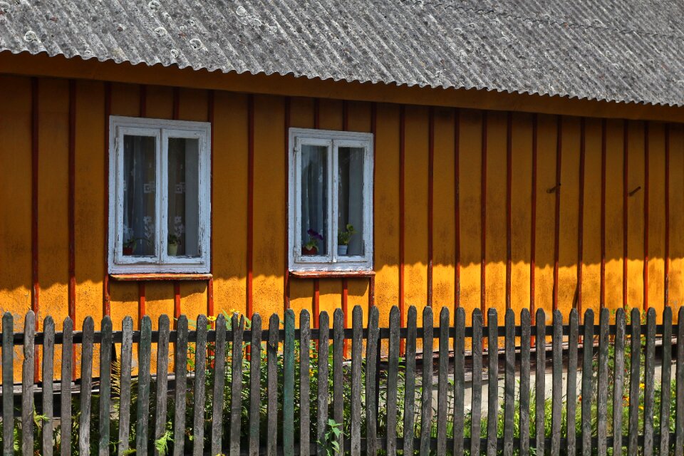 The fence the window cottage