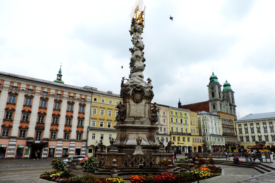 Linz holy trinity column plague column