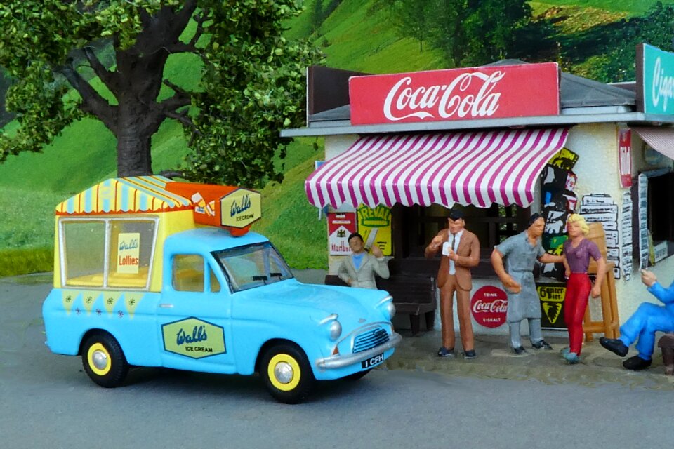 Diorama vans england