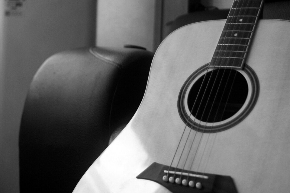 Black and white instrument a