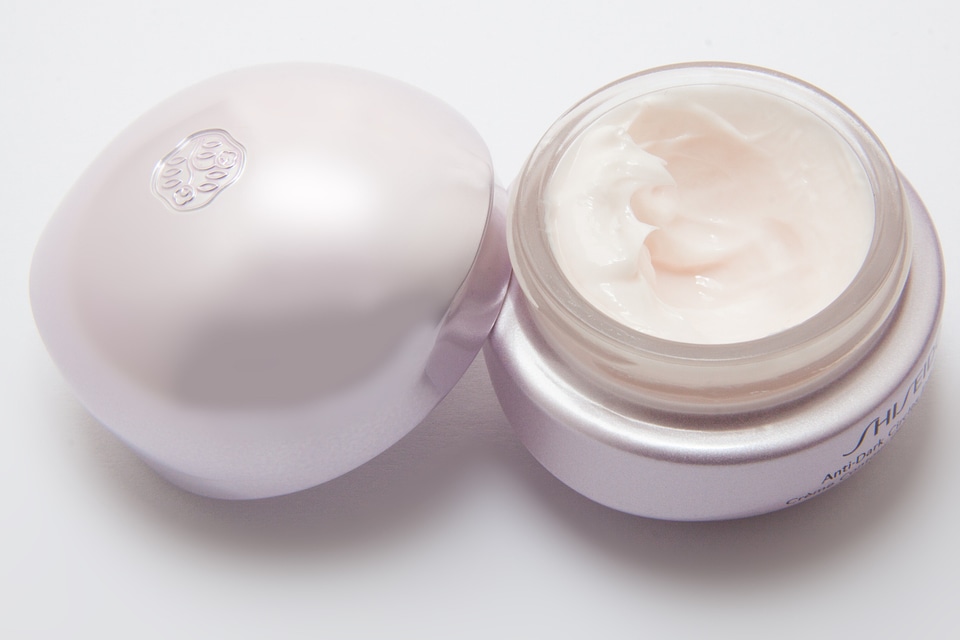 Eye cream against dark circles rosenblatt