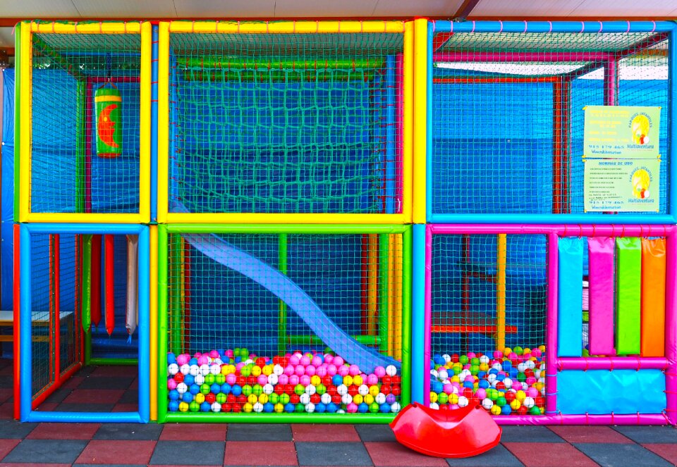 Play multicolor children