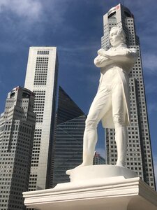 Singapore statue photo