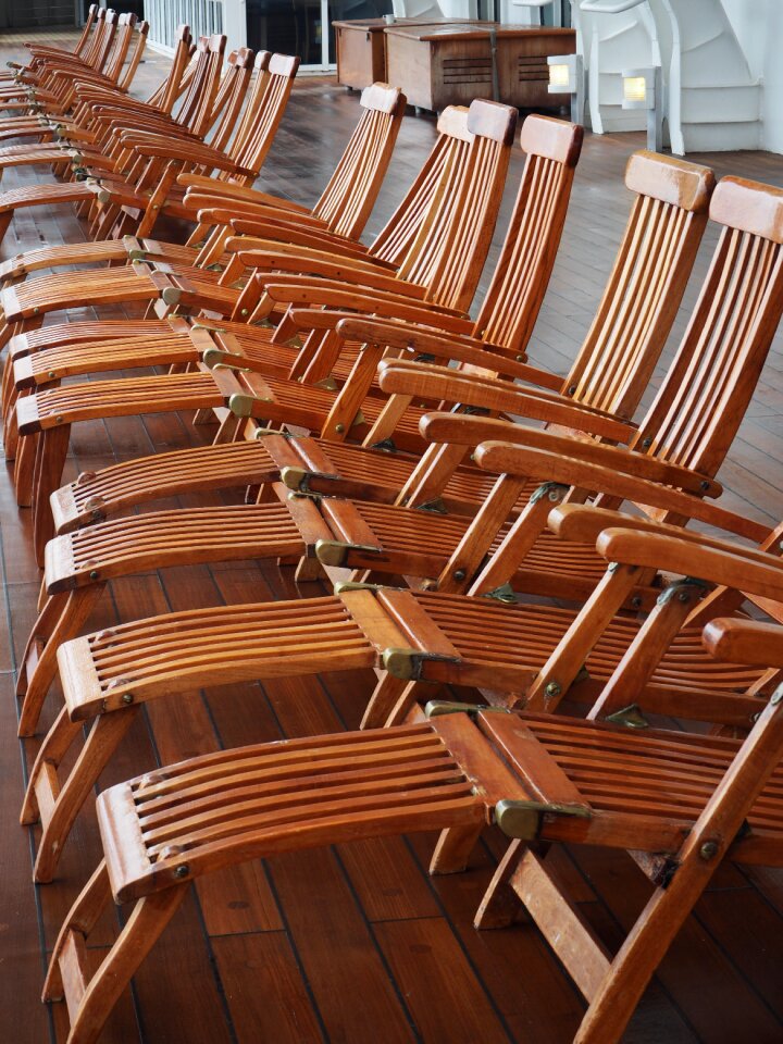 Queen mary board chairs wooden chair