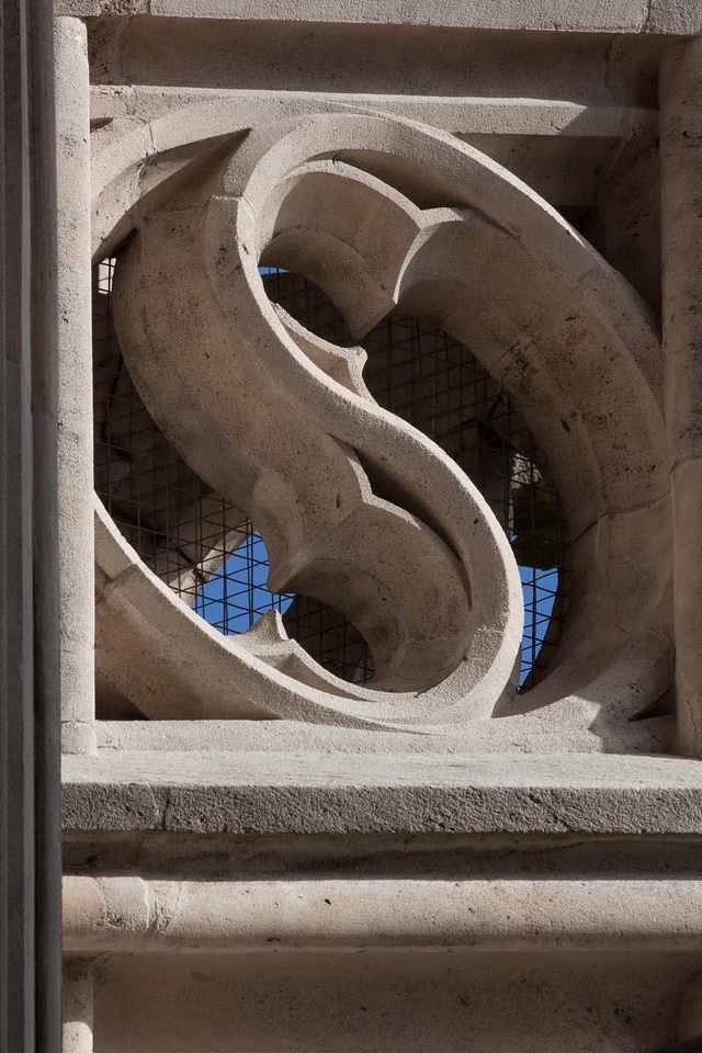 District square gothic