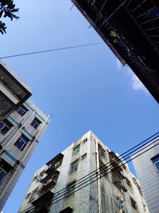 Patio sky split
