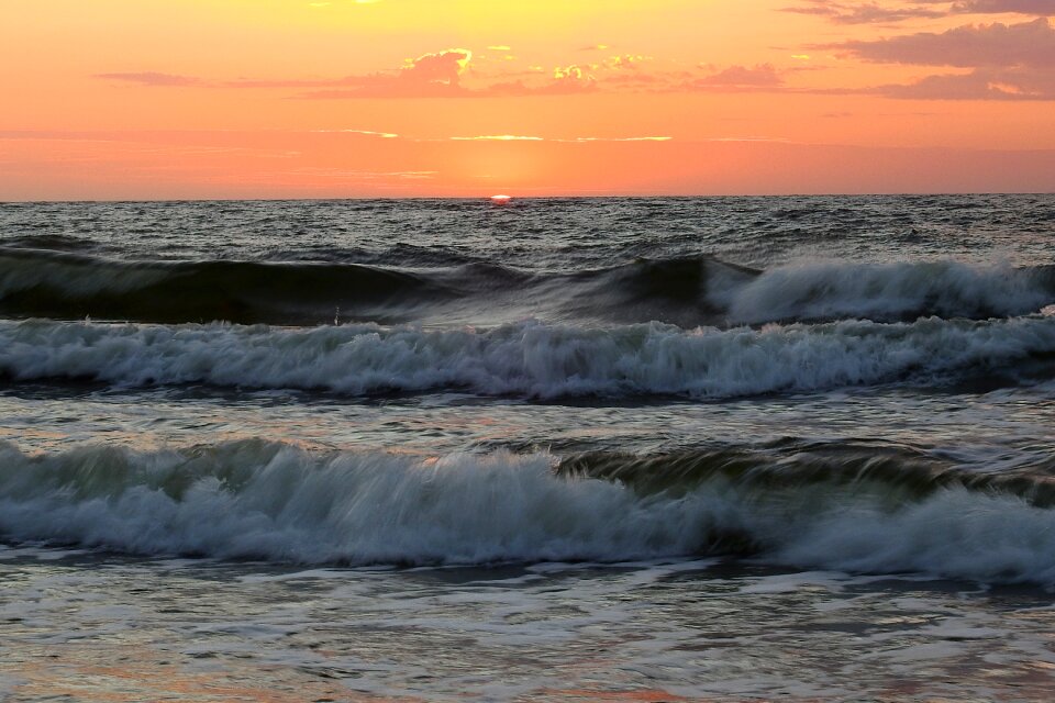 Sea the waves landscape