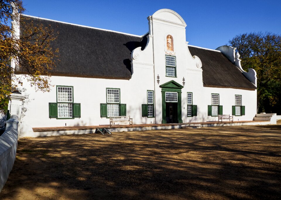 Cape dutch house building