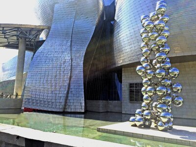 Guggenheim highlights metal balls photo