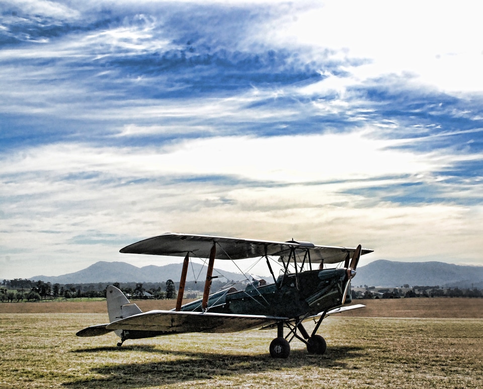 Airplane airfield luskintyre airfield