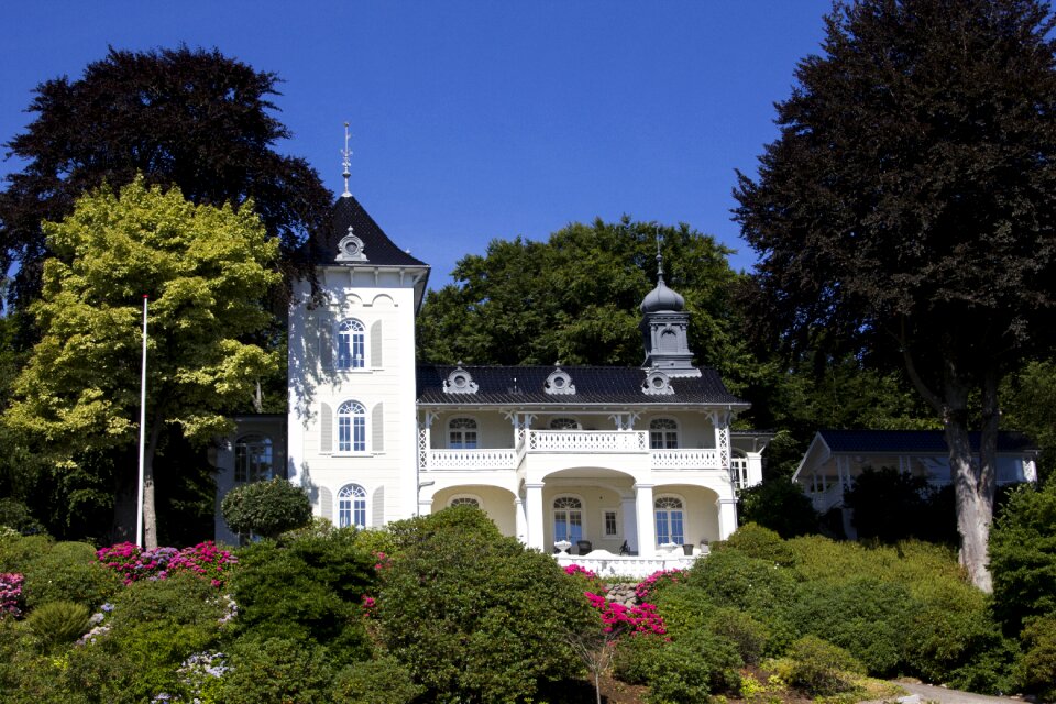 Villa house sea