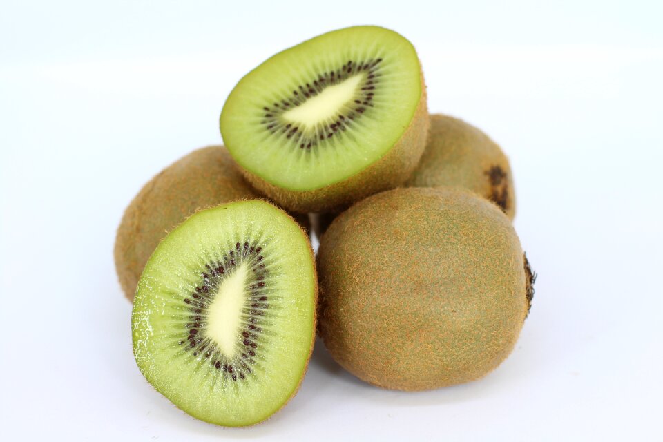 Fruit tropical kiwi