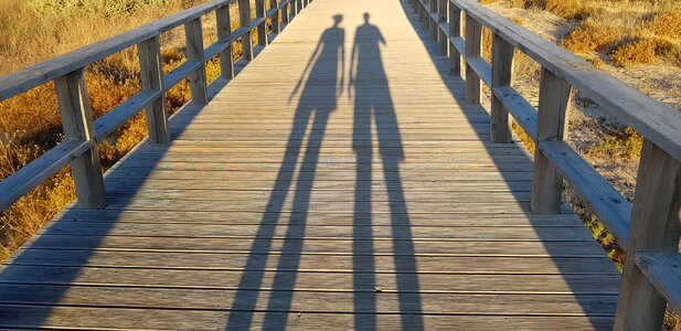 Shadow sunset barrier