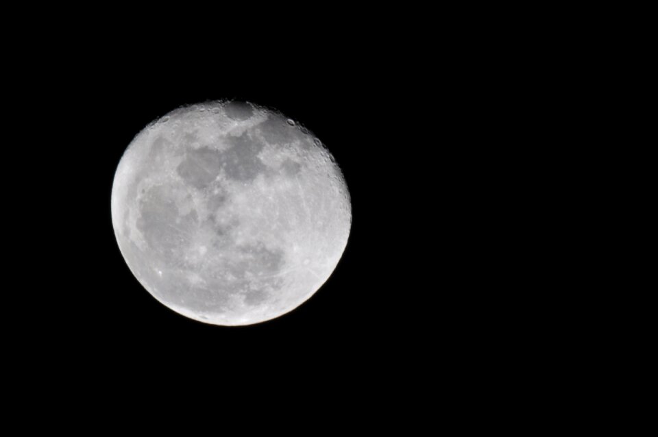 Moon a full moon Free photos