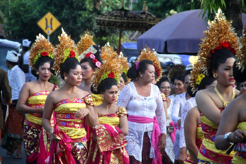 Asian costume balinese dance balinese ceramoni