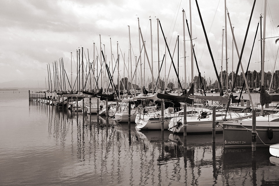 Boats black white