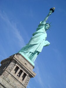 Statue new york ellis island