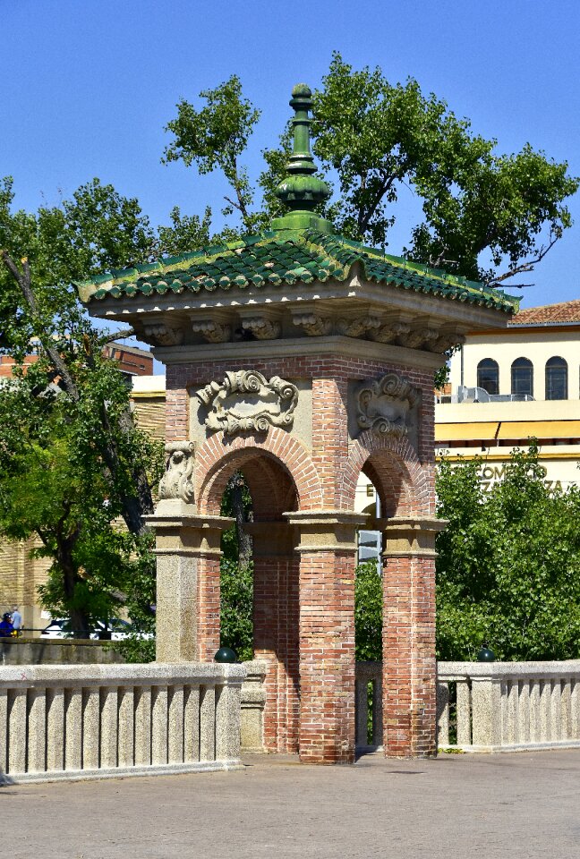 Tourism bridge historical