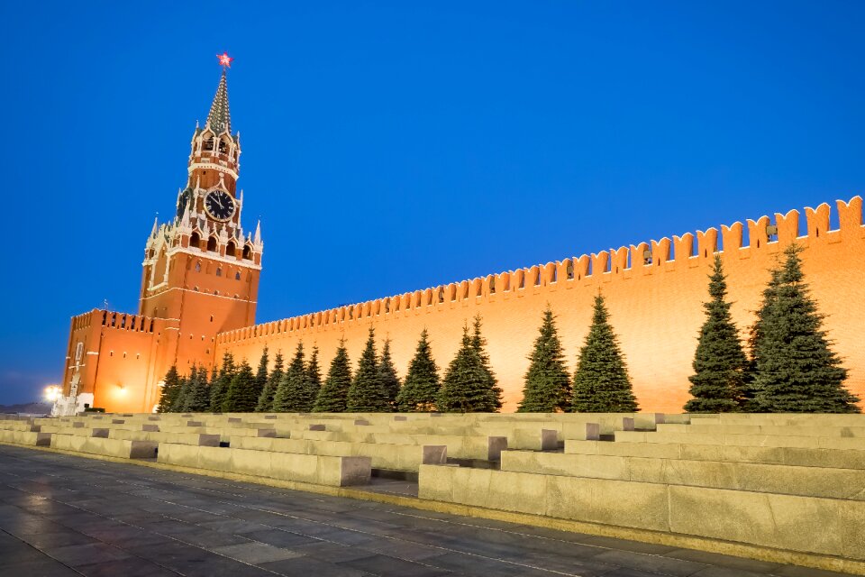 Red square saviour tower wall
