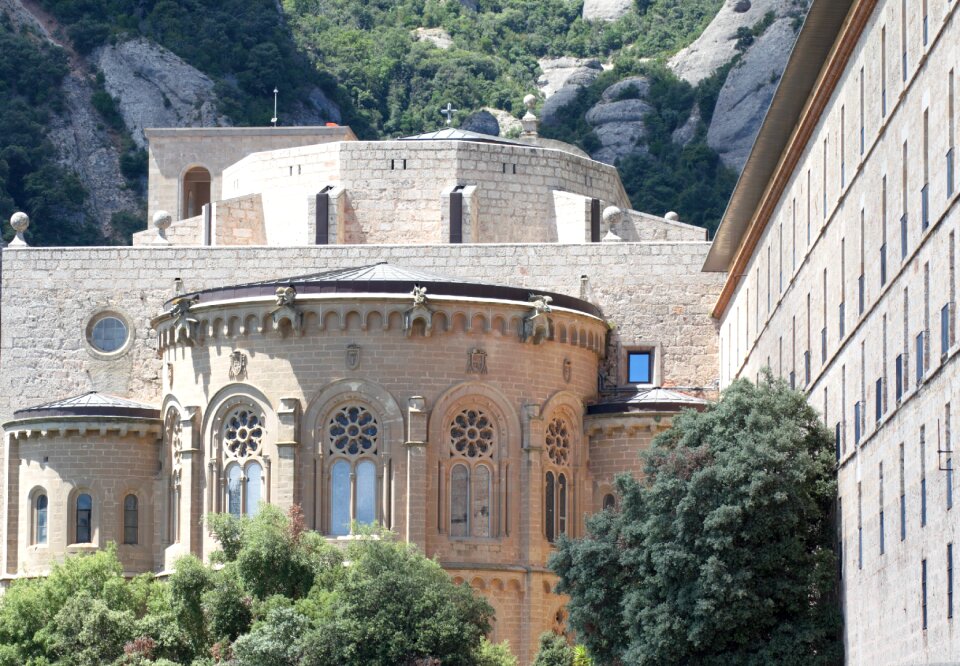 Christianity catalonia architecture
