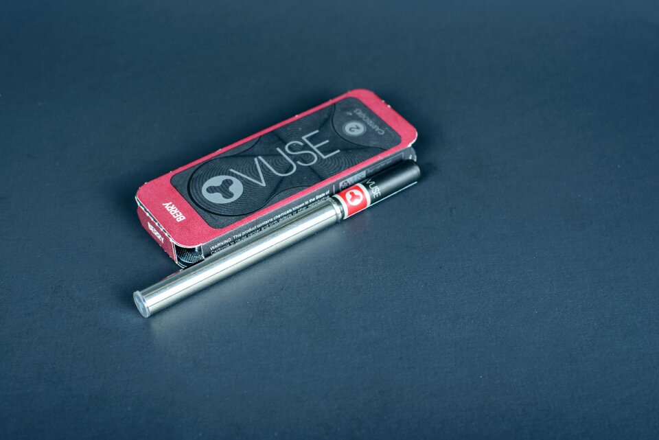 Nicotine electronic cigarette