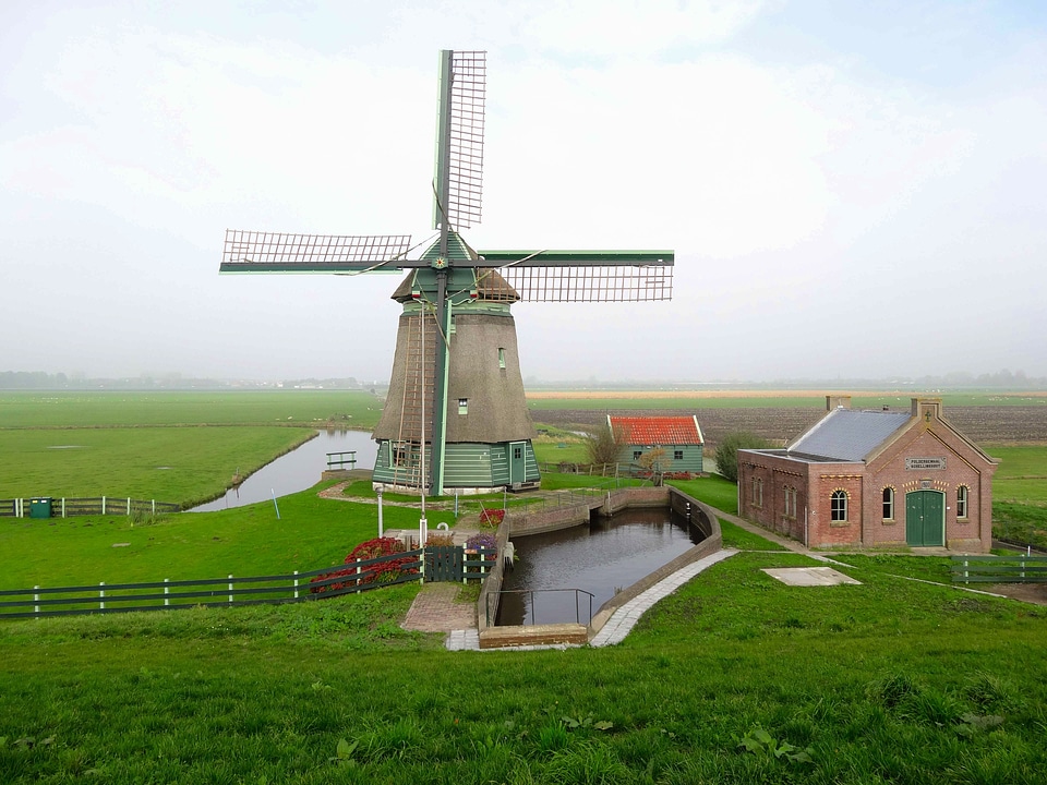 Buildings windmill architecture