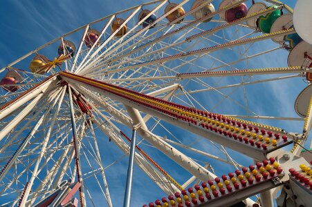 Amusement festival ride