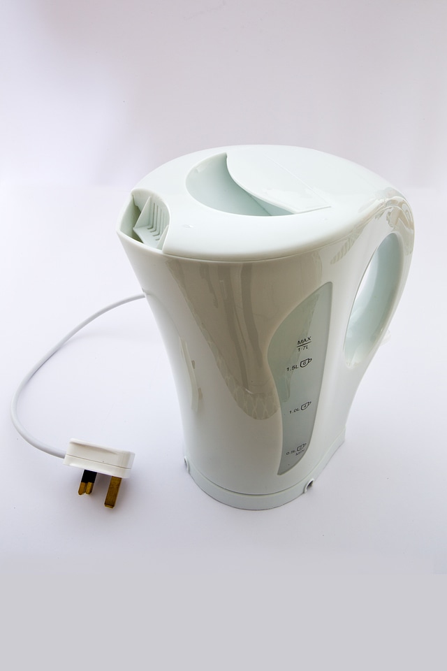 Utensil teakettle boiling
