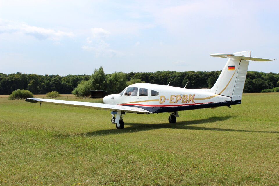 Ready to start small airfield rush
