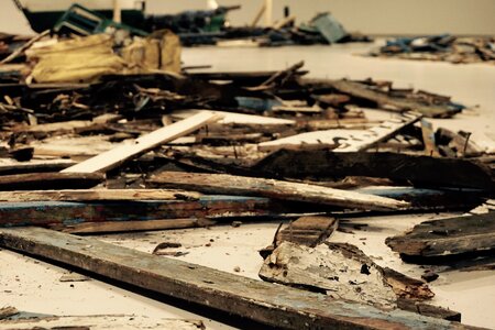 Broken ruins destruct