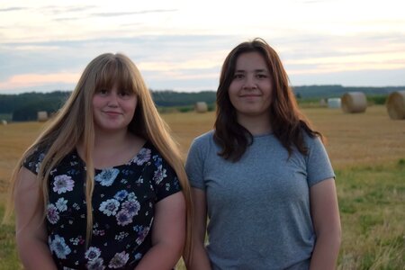 Friends girls nature