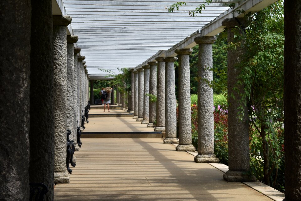 Pillars sunny structure