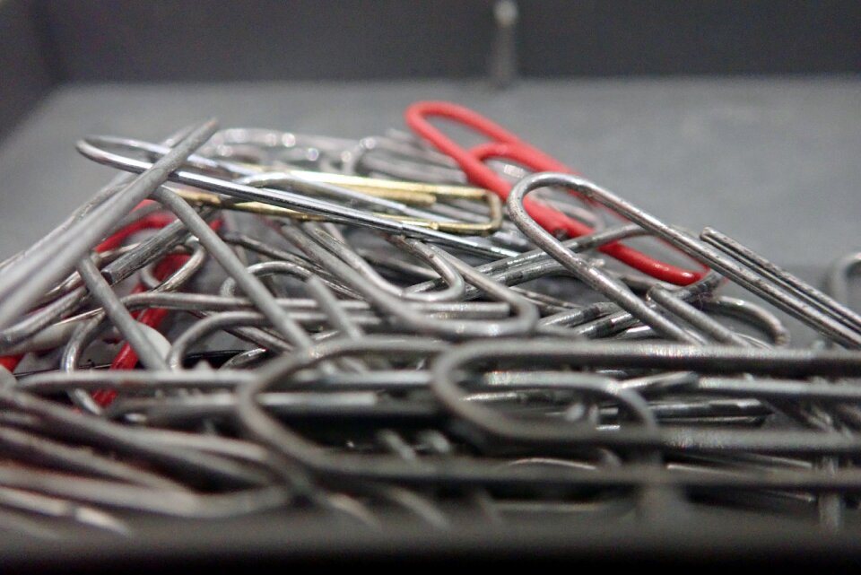 Paper metal supply