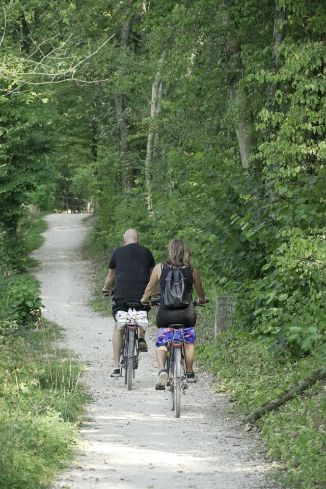 Pair away cycling