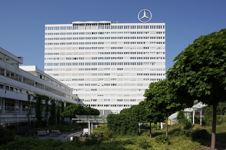 The thünker offices office building