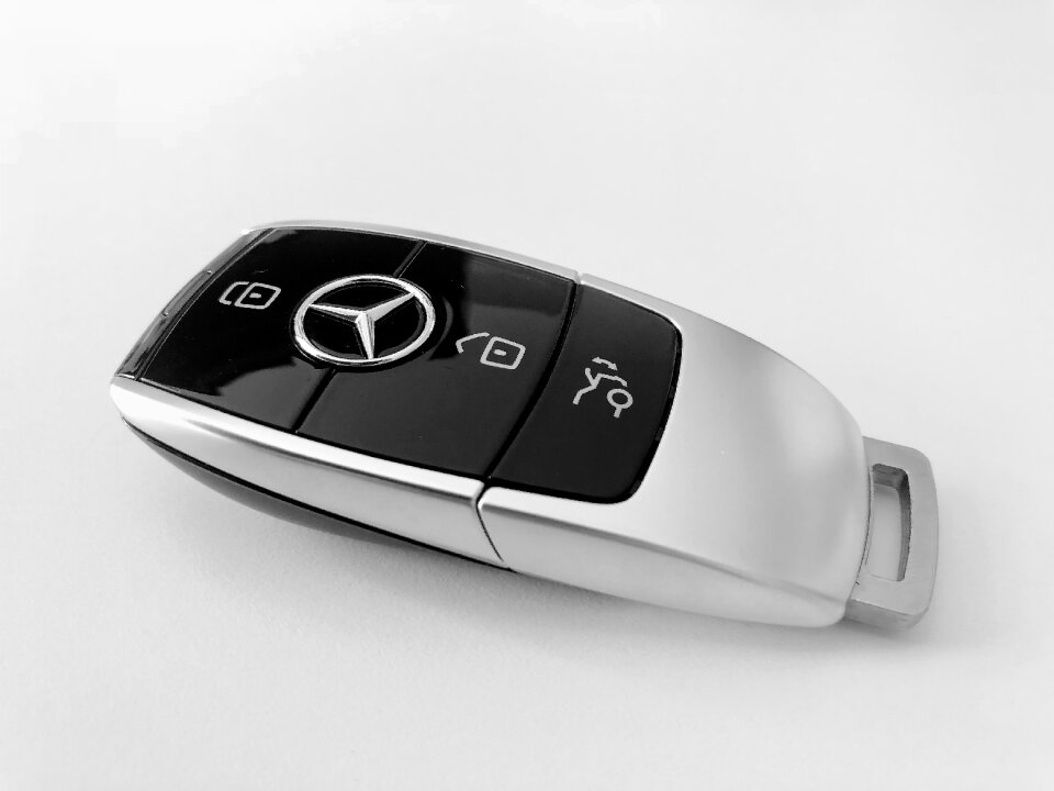 Automotive vehicle open